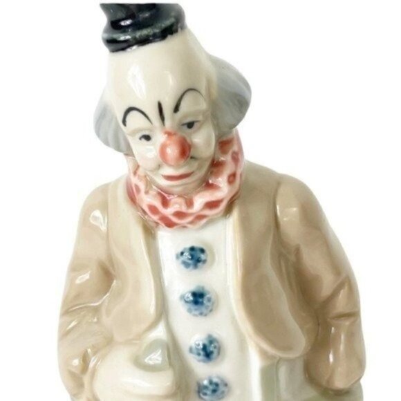 Vintage Sad Hobo Clown Figurine with Face Between his Feet | 7” Porcelain Taiwan - Picture 2 of 13